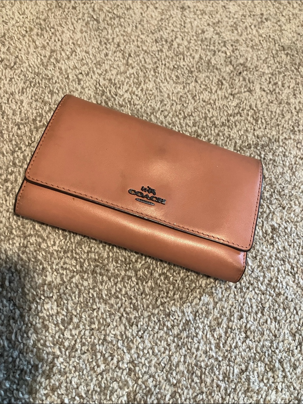 COACH SMOOTH LEATHER PHONE WALLET ON CHAIN CROSSBODY BAG